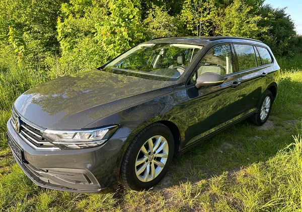 volkswagen Volkswagen Passat cena 69900 przebieg: 241000, rok produkcji 2020 z Staszów